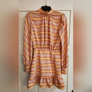 LeRumi long sleeve dress. Size Small.  Nwt